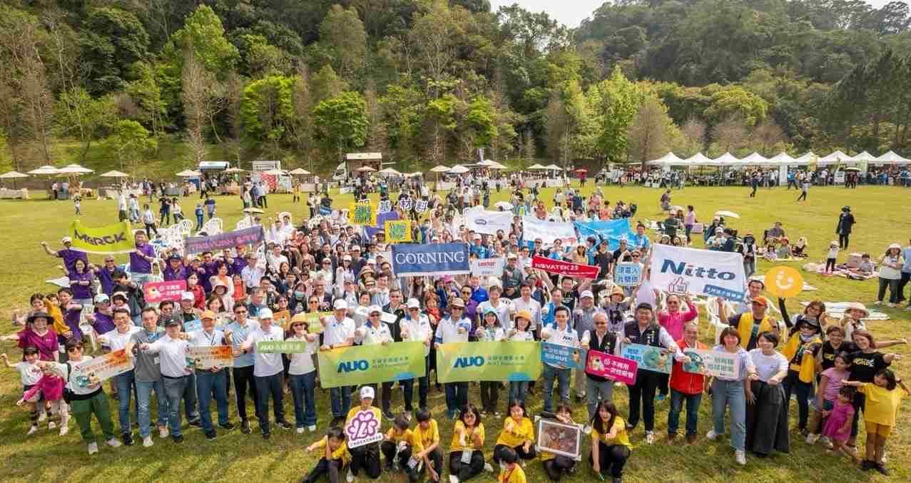 2468BET致力永续平衡发展，，，，第14年入选DJSI世界指数成分股（DJSI World），，，在全球顶尖电子设备仪器组件产业展现卓越的永续竞争力，，，，获国际指数肯定